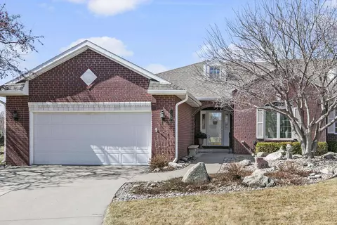 3436 Cape Charles Rd W, Lincoln, NE 68516