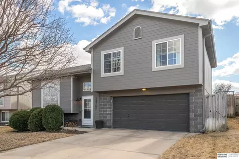 18701 Allan St, Omaha, NE 68135