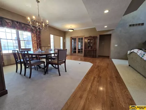 2010 Irving St, Beatrice, NE 68310 photo 7