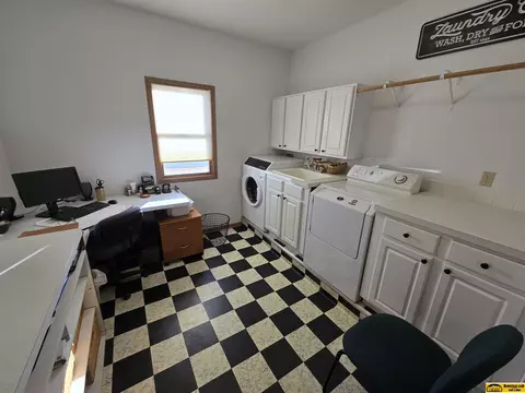 2010 Irving St, Beatrice, NE 68310 photo 16