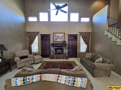 2010 Irving St, Beatrice, NE 68310 photo 4