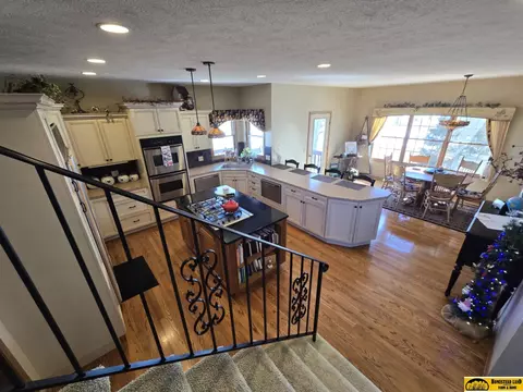 2010 Irving St, Beatrice, NE 68310 photo 15