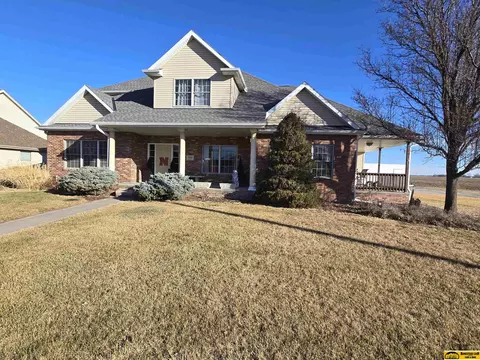 2010 Irving St, Beatrice, NE 68310