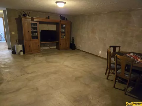 2010 Irving St, Beatrice, NE 68310 photo 22