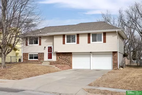 14030 Birchwood Ave, Omaha, NE 68137