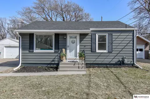 3420 N 53 St, Lincoln, NE 68504