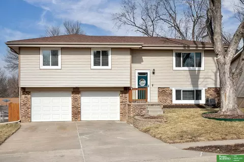 6612 S 109th St, Omaha, NE 68137