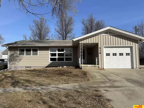 416 E Grove St, West Point, NE 68788