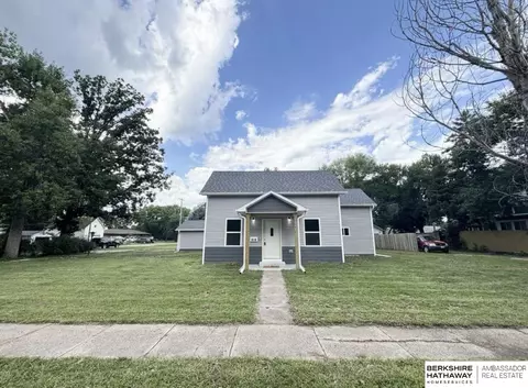 919 Fourth St, David City, NE 68632