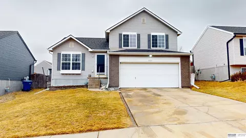 15328 Davidson St, Bennington, NE 68007