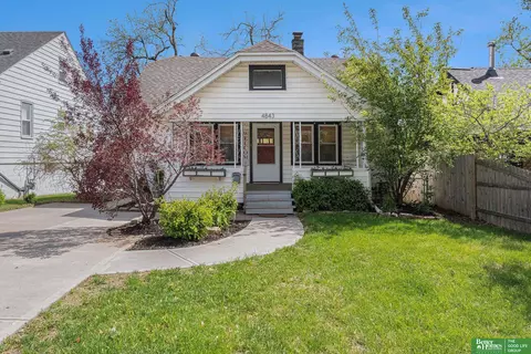 4843 Hickory St, Omaha, NE 68106
