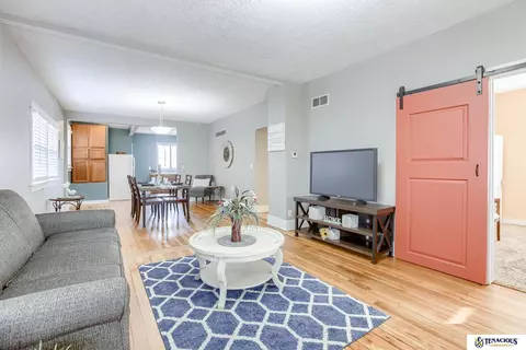 6818 Colby St, Lincoln, NE 68505