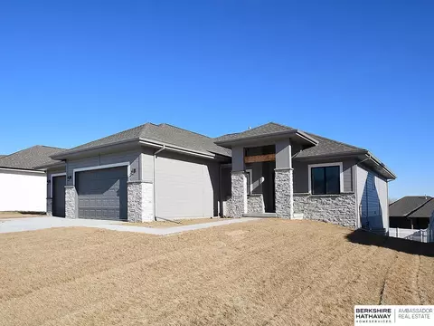 4421 S 219th St, Elkhorn, NE 68022