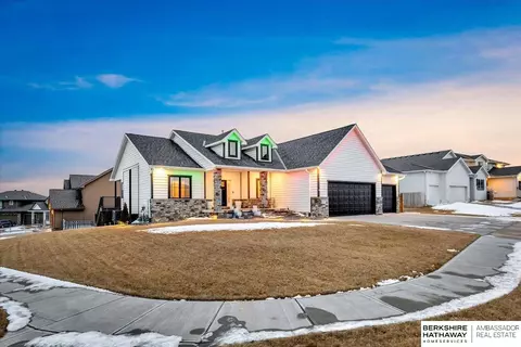 175 N 10th Ave, Springfield, NE 68059 photo 3