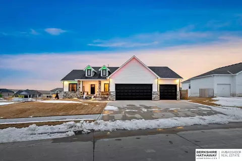 175 N 10th Ave, Springfield, NE 68059 photo 2