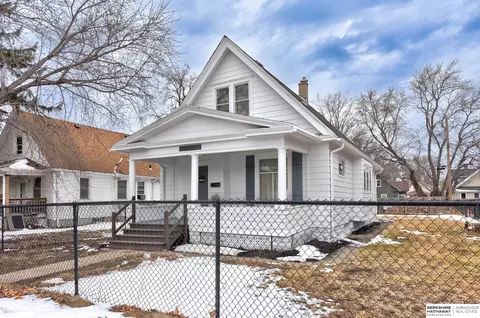 2566 Camden Ave, Omaha, NE 68111