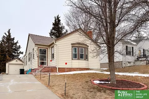 6328 Poppleton Ave, Omaha, NE 68106