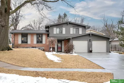 13423 Hickory Cir, Omaha, NE 68144