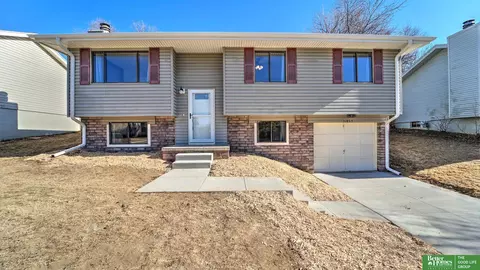 11825 S 33 St, Bellevue, NE 68123