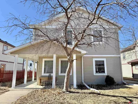 519 Village Ave, Lincoln, NE 68503