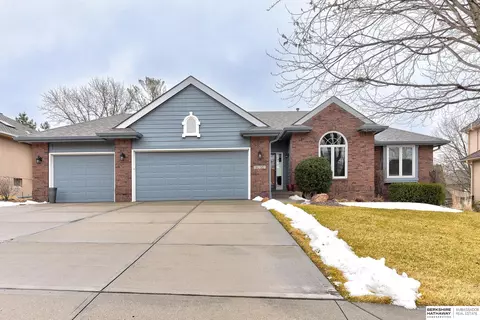 16721 X St, Omaha, NE 68135