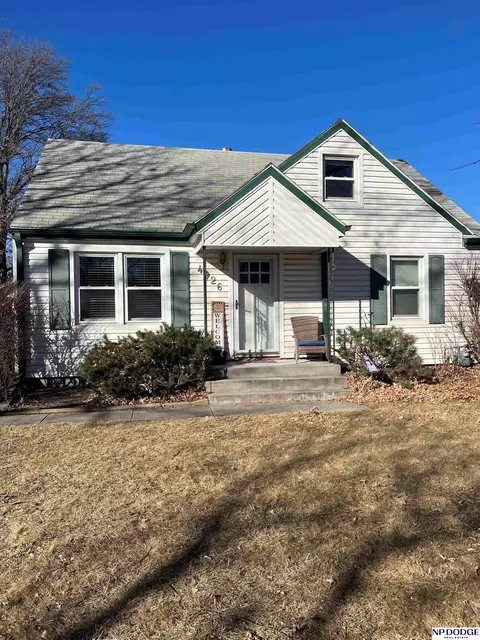 4926 Hartley St, Lincoln, NE 68504