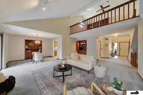 1009 Teton Ct, Lincoln, NE 68510