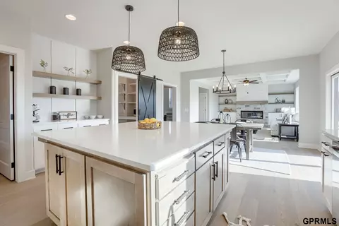 20958 Ogden St, Elkhorn, NE 68022