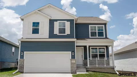 12662 S 205th St, Gretna, NE 68028