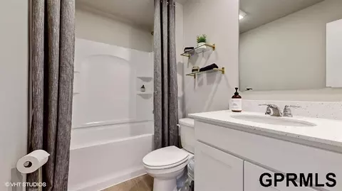 16338 Davidson St, Bennington, NE 68007 photo 14