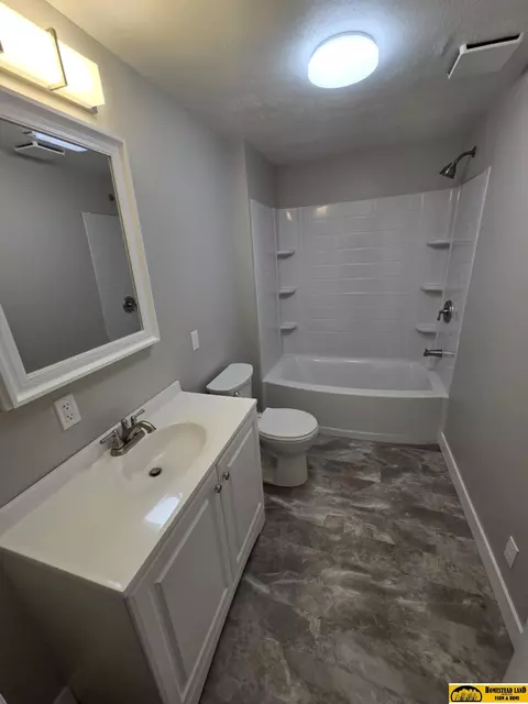 912 Scott St, Beatrice, NE 68310 photo 5