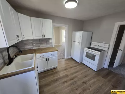 912 Scott St, Beatrice, NE 68310 photo 7