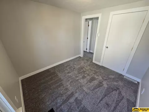 912 Scott St, Beatrice, NE 68310 photo 8