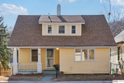 286 Benton St, Council Bluffs, IA 51503