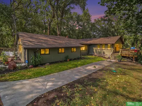 18580 SW 89 Rd, De Witt, NE 68341