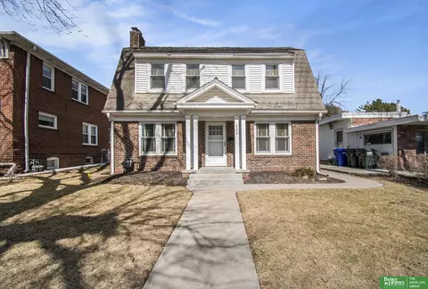 5206 Leavenworth St, Omaha, NE 68106