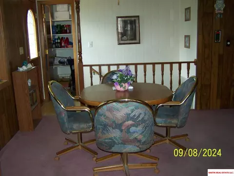 Dining - 1910 Arbor Ave, Beatrice, NE 68310 photo 1 of 1