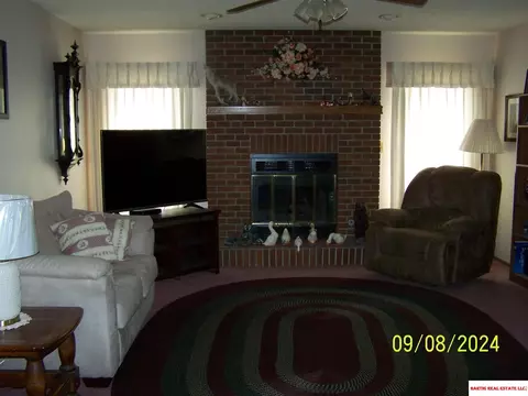 Living - 1910 Arbor Ave, Beatrice, NE 68310 photo 1 of 2