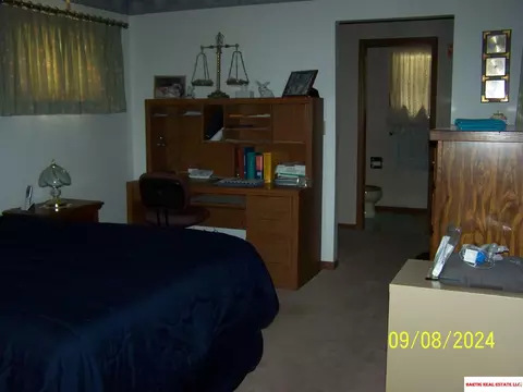 Bedroom - 1910 Arbor Ave, Beatrice, NE 68310 photo 2 of 5