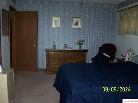 Bedroom - 1910 Arbor Ave, Beatrice, NE 68310 photo 1 of 5