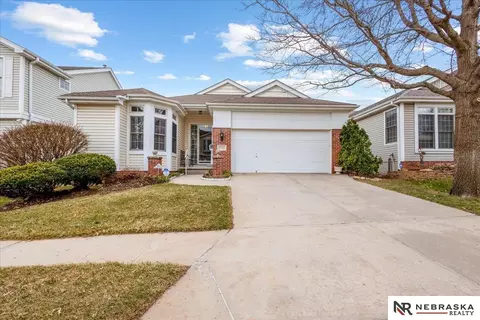 1722 S 173 Plz, Omaha, NE 68130