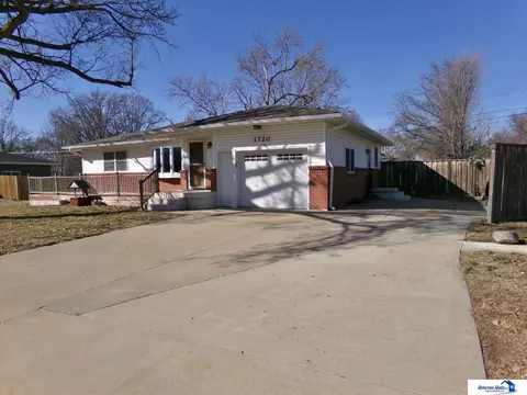 1720 Jefferson St, Beatrice, NE 68310 photo 3