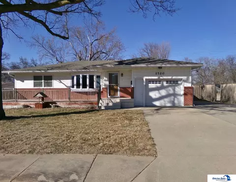 1720 Jefferson St, Beatrice, NE 68310