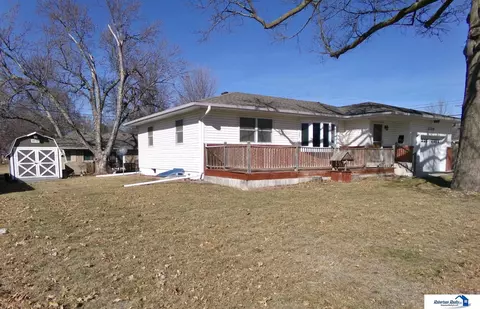 1720 Jefferson St, Beatrice, NE 68310 photo 2