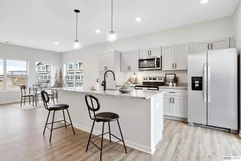 20871 T Ct, Elkhorn, NE 68022