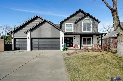 4620 Elk Ridge Cir, Lincoln, NE 68516