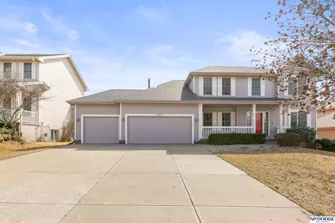 17611 Shirley St, Omaha, NE 68130
