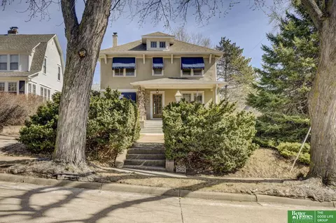 1211 N 53 St, Omaha, NE 68132