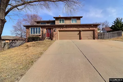 14114 Borman Cir, Omaha, NE 68138
