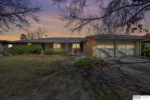 4620 Van Dorn St, Lincoln, NE 68506